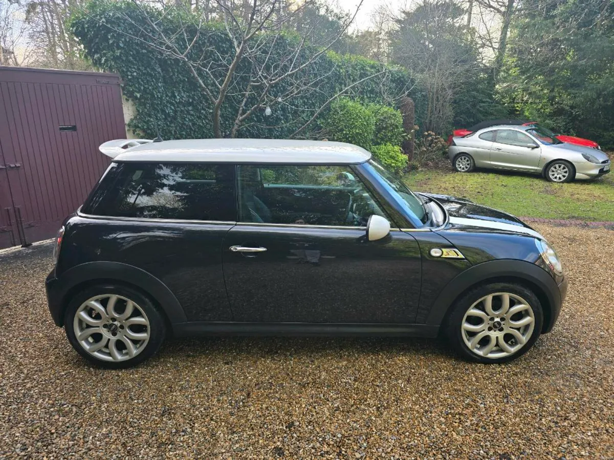 Mini Cooper s - Image 2
