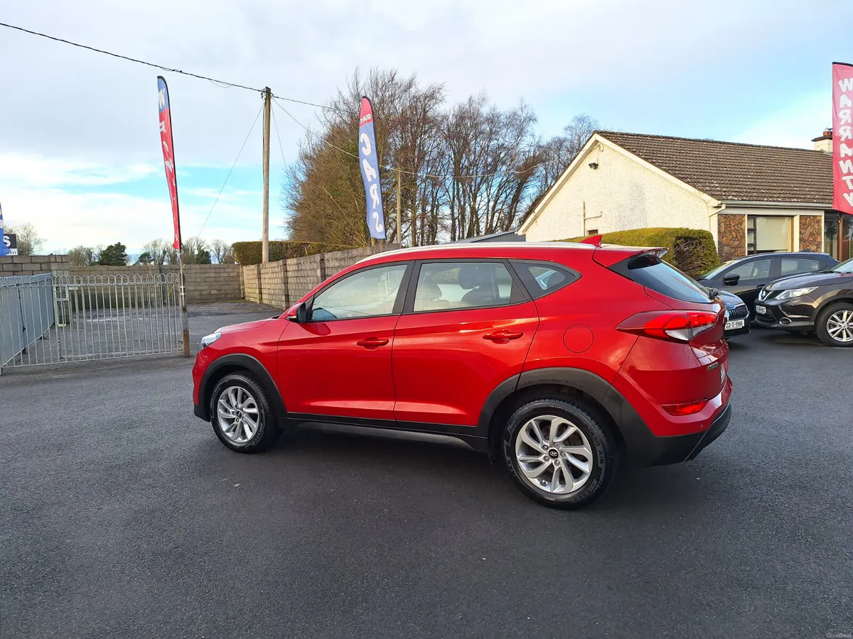 Hyundai Tucson 1.7 Auto *Heated Seats/High Spec - Image 4