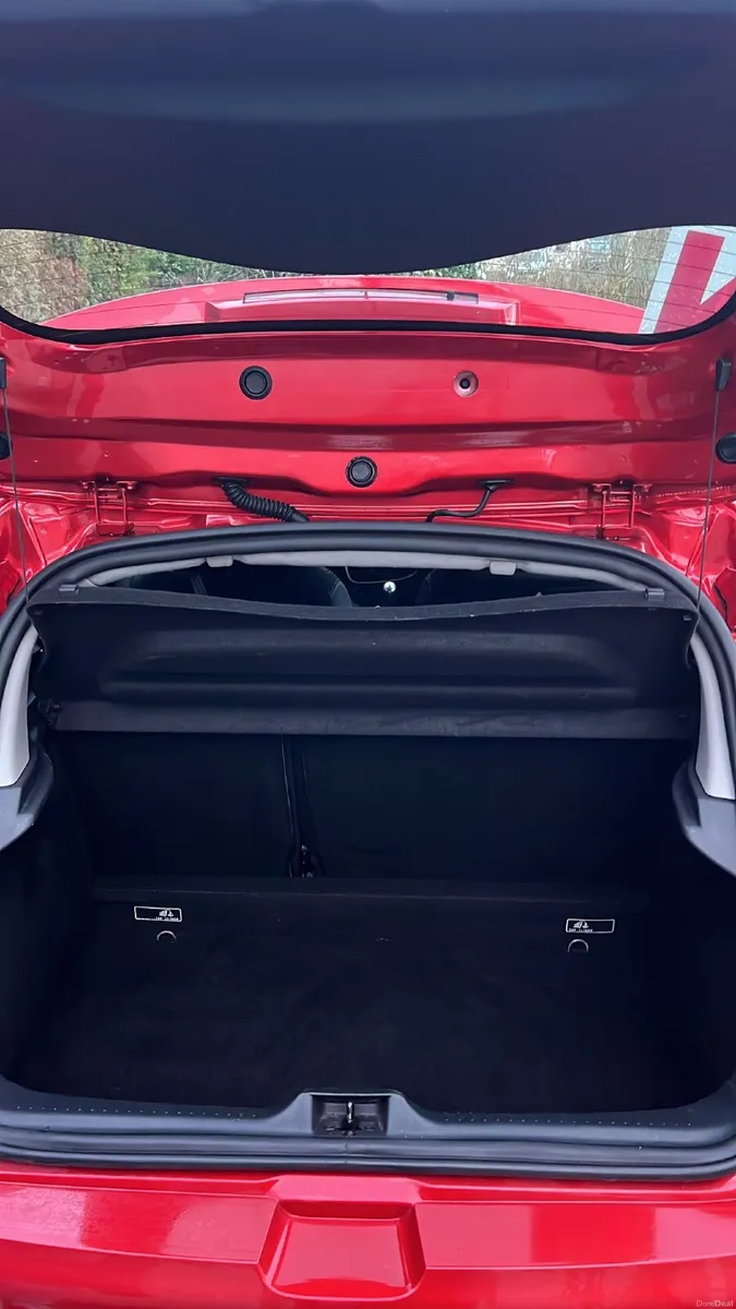 Renault Clio 2016 - Image 4