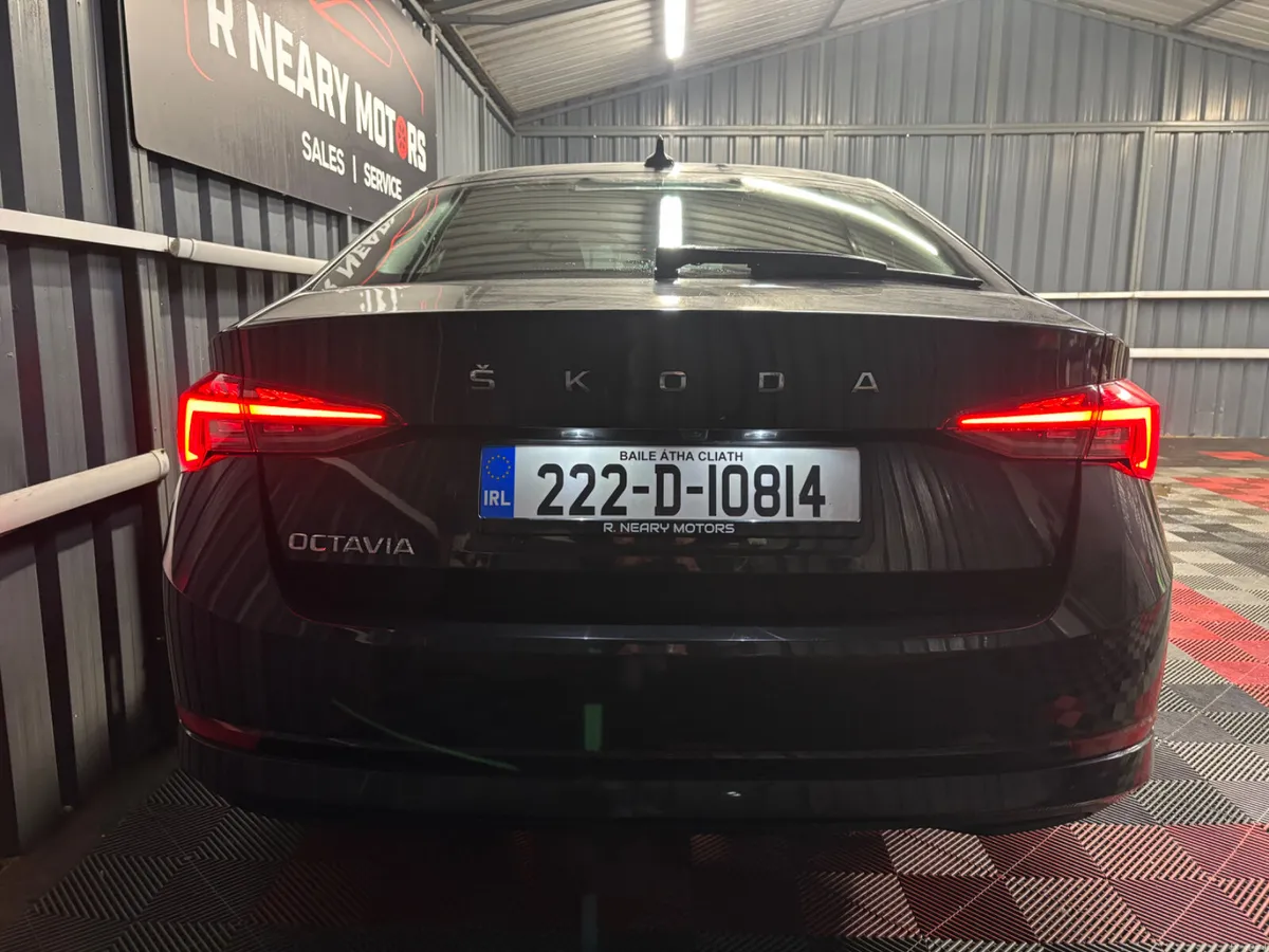 2022 222 Skoda Octavia OCTAVIA AMB 2.0TDI 115HP - Image 2