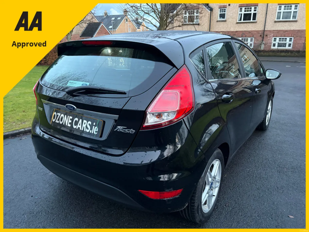 Ford Fiesta ZETEC - Image 3