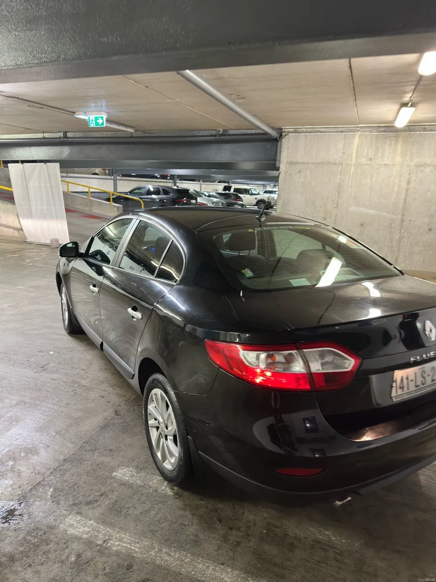Renault Fluence Dynamic 1.5 DCI 90 4 - Image 3