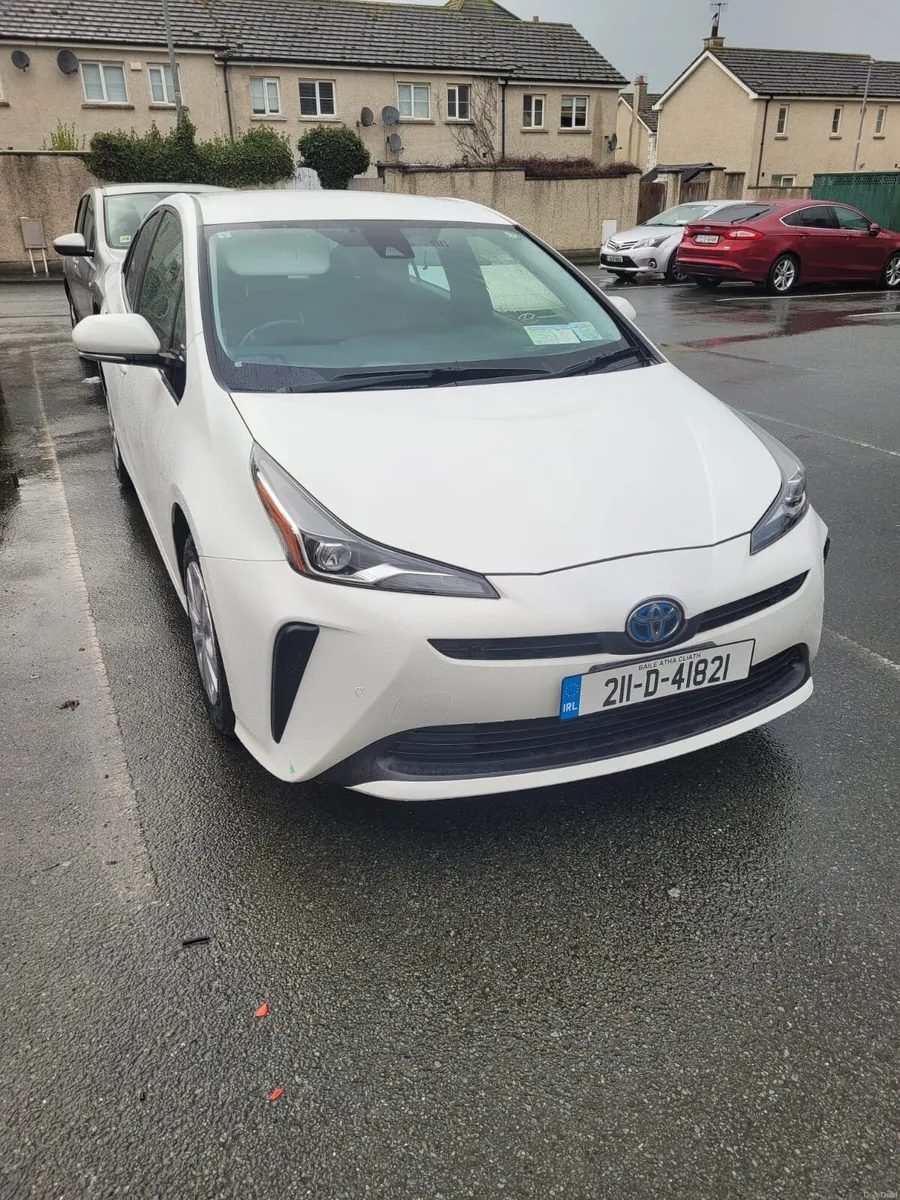 Toyota Prius 211 S package - Image 1