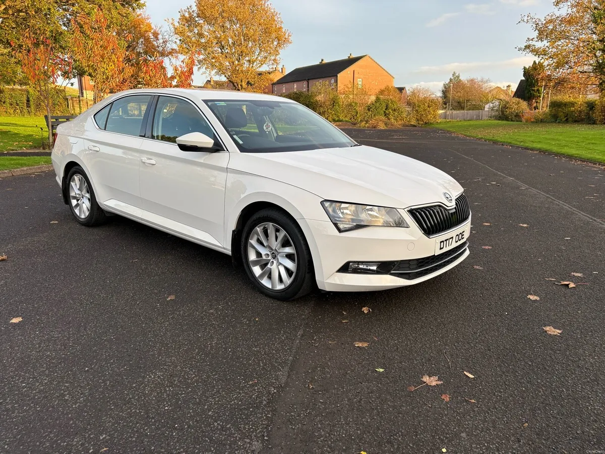 2017 Skoda Superb  **STUNNING LOW MILEAGE** - Image 1