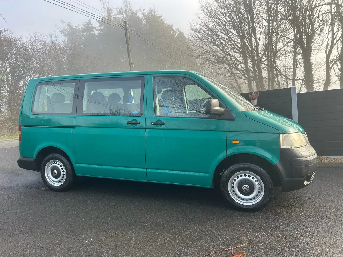 Volkswagen shuttle/Transporter 9 seater 05 New Nct - Image 3