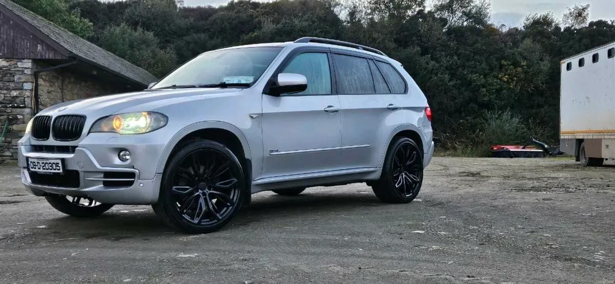 Bmw x5 e70 - Image 1