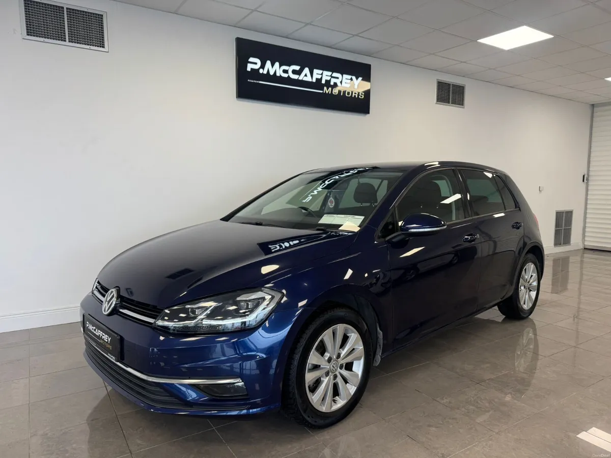2017 VOLKSWAGEN GOLF 1.2 TSI COMFORTLINE AUTO DSG - Image 1
