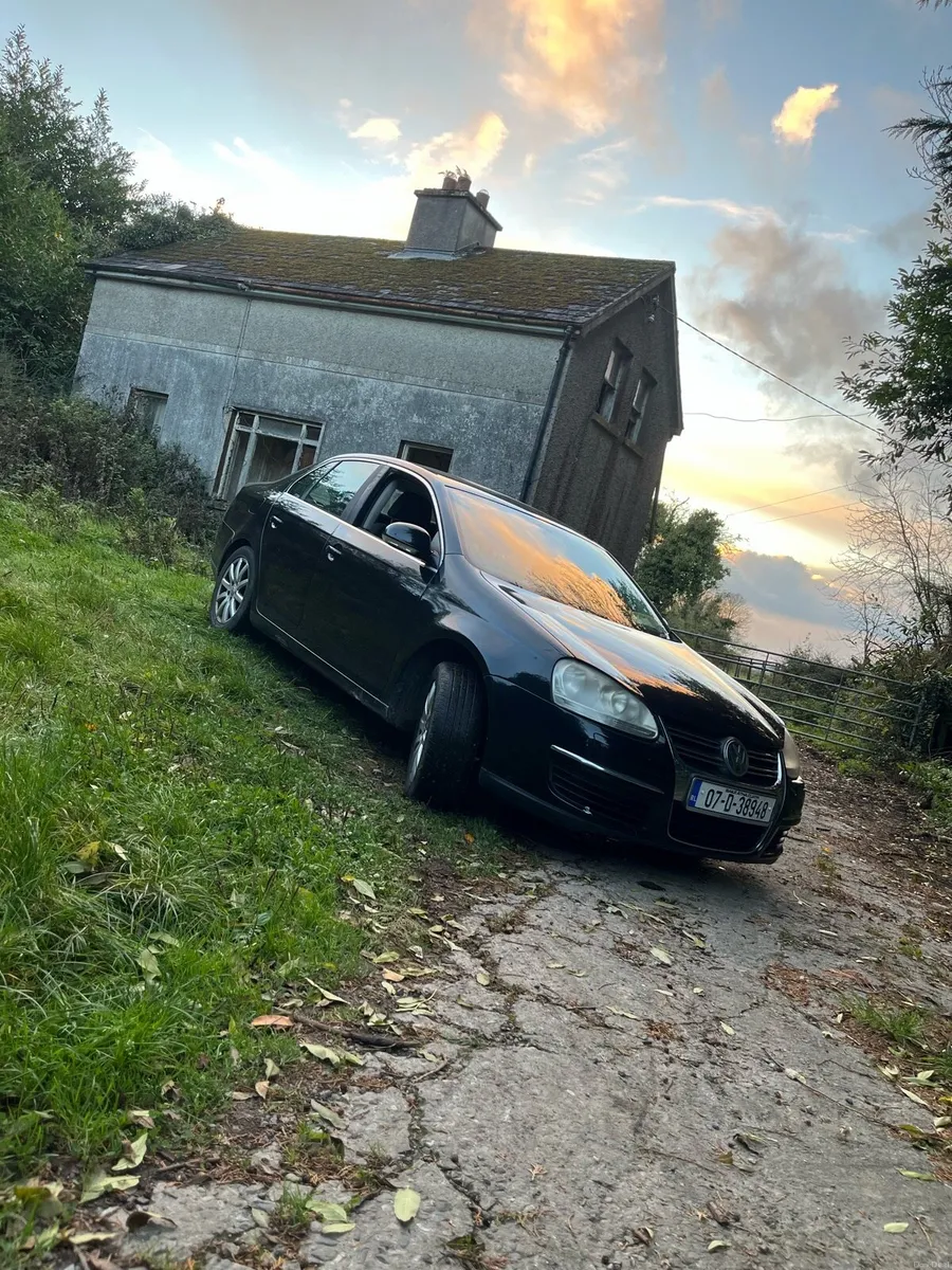 Volkswagen Jetta - Image 2