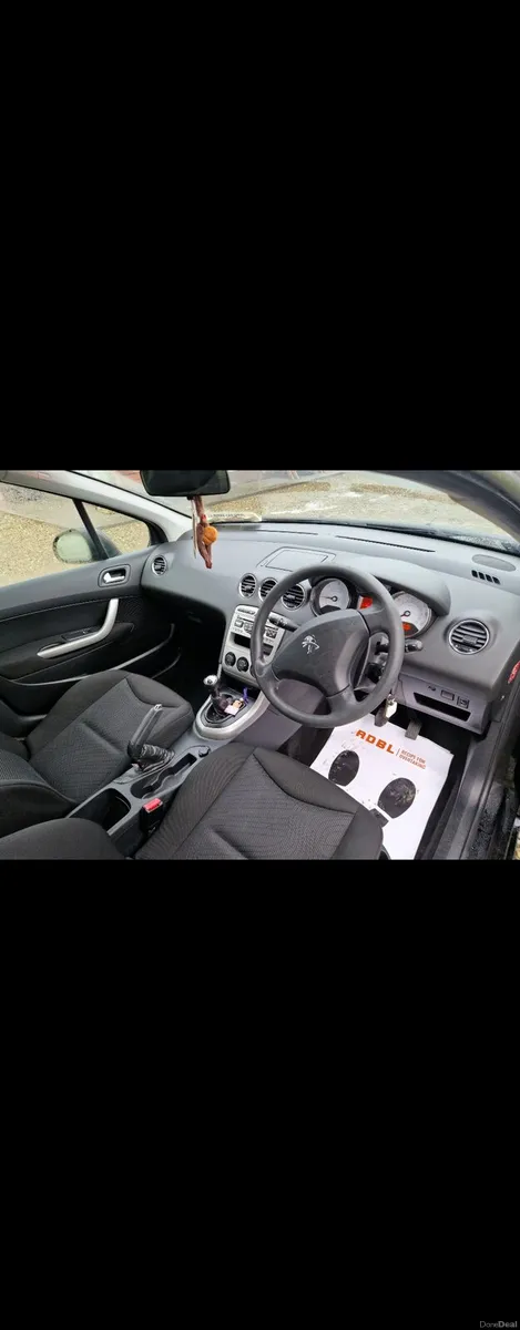 2012 Peugeot 308 - Image 4