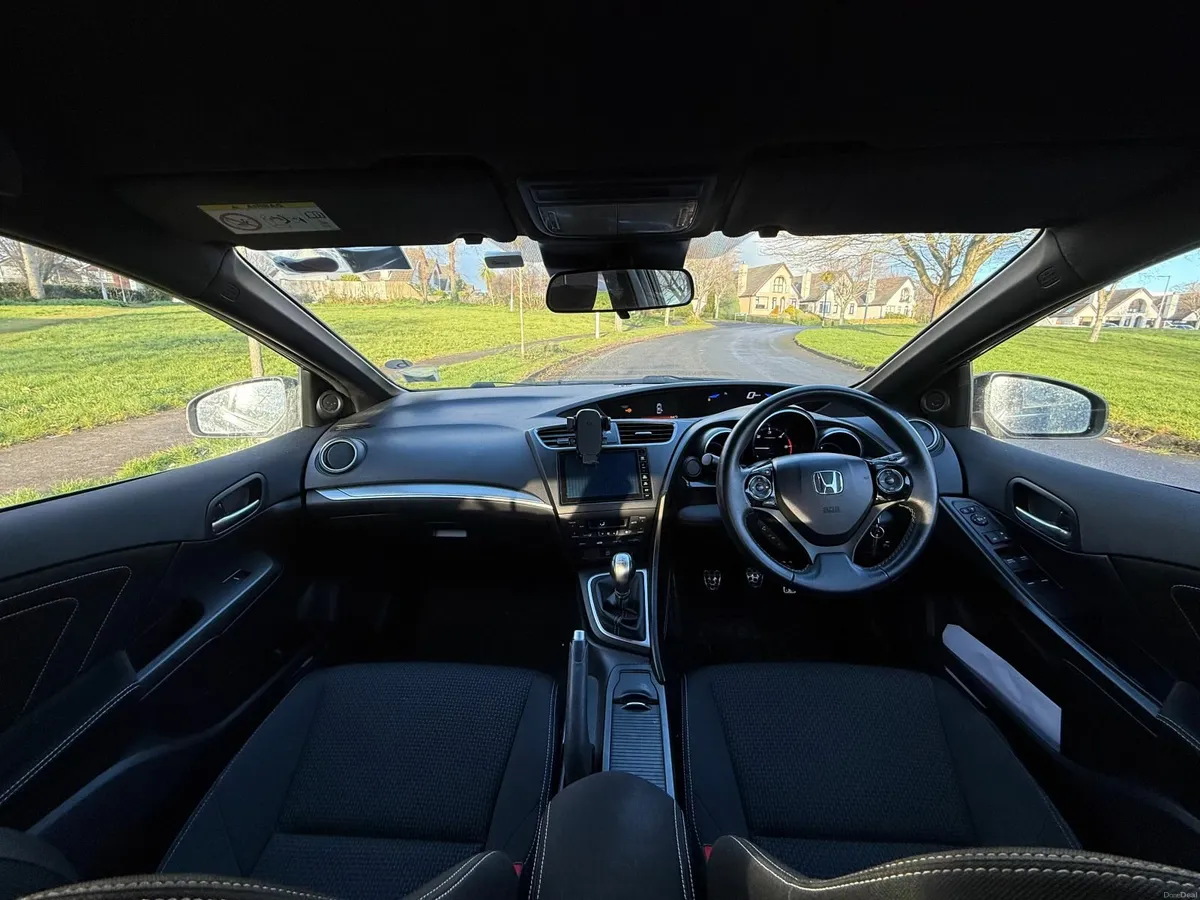 Honda Civic 2016 - Image 3