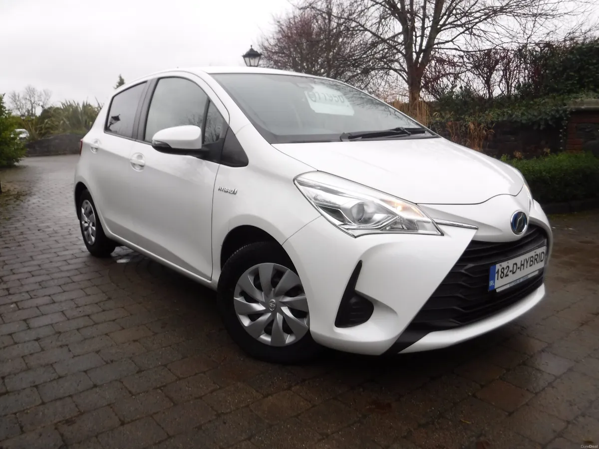TOYOTA YARIS VITZ 1.5 AUTO HYBRID LOW MILES - Image 1