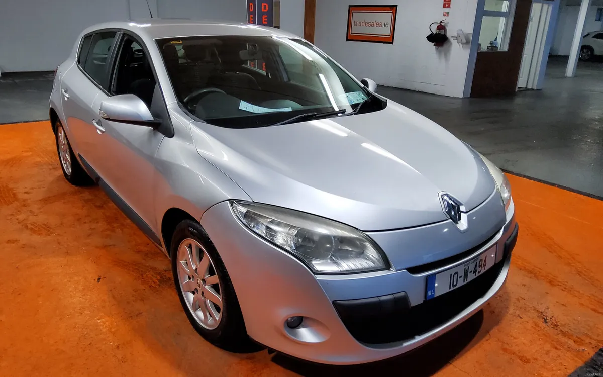 Renault Megane 2010 - Image 1