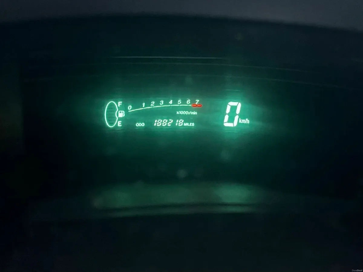 Toyota Yaris 1.0 TERRA - Image 2