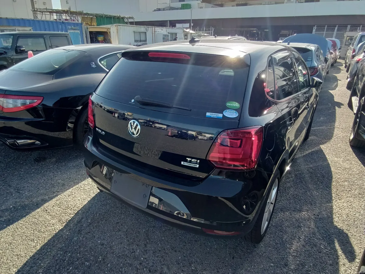 2017 VW Polo Highline Automatic - Image 4
