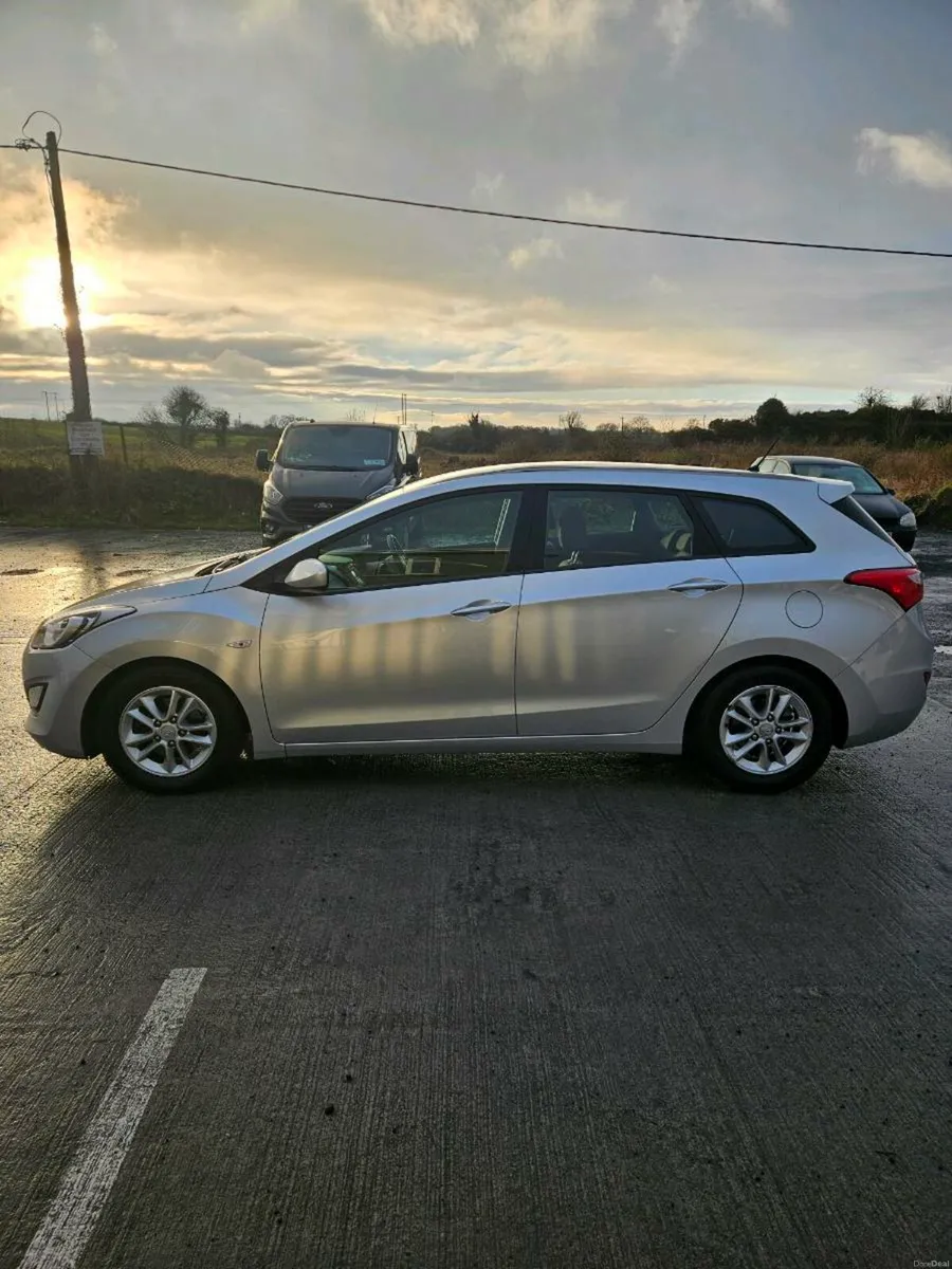 Hyundai I30 1.6CRDI Estate - Image 4
