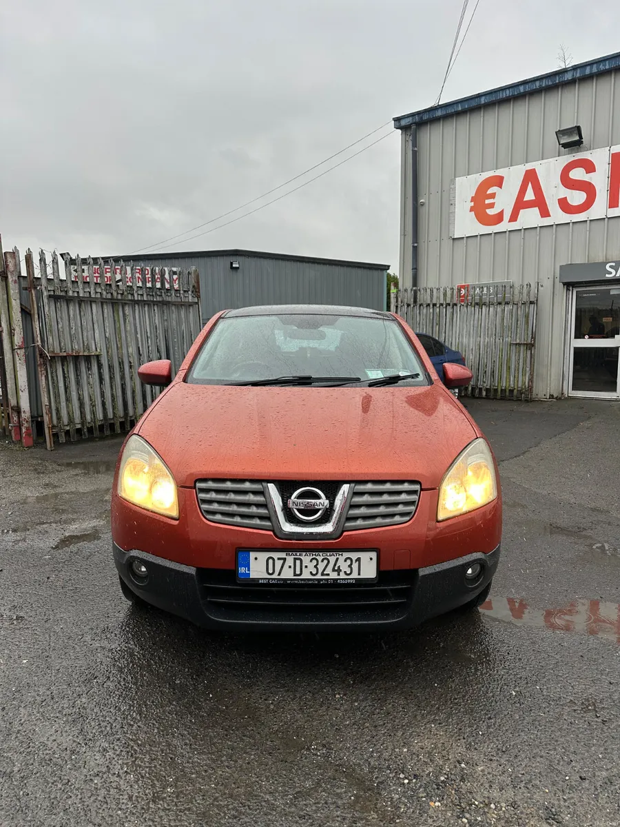 Nissan Qashqai 2.0 Petrol 4 x 4 NCT TAX 4WD - Image 4