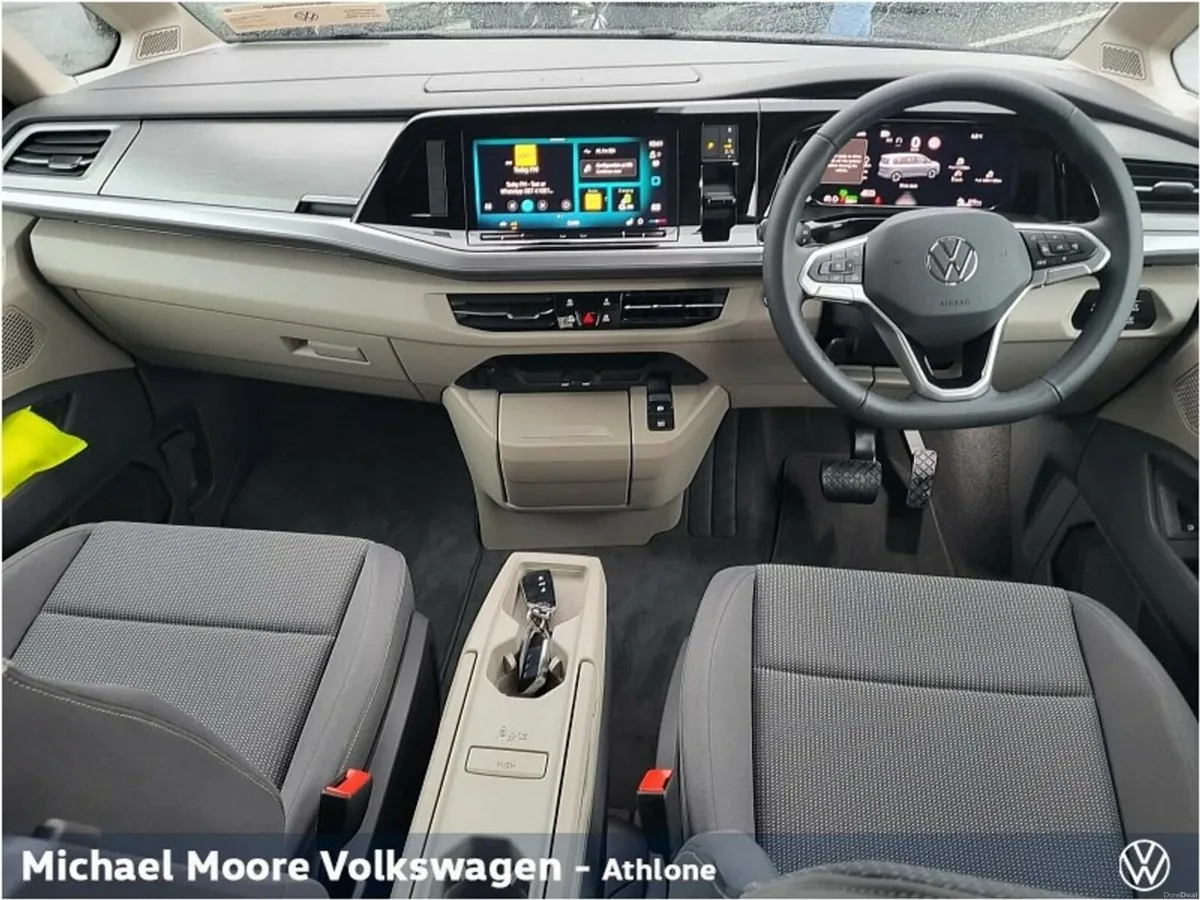 Volkswagen Multivan T7 LIFE e-Hybrid 1.4 PHEV 240B - Image 2