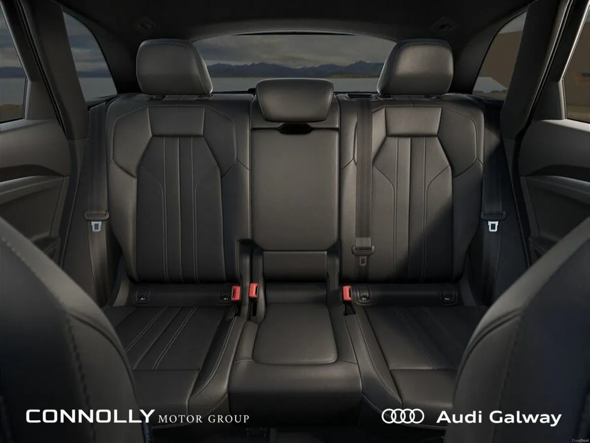 Audi Q5 S-LINE E-HYBRID A/T - Image 4