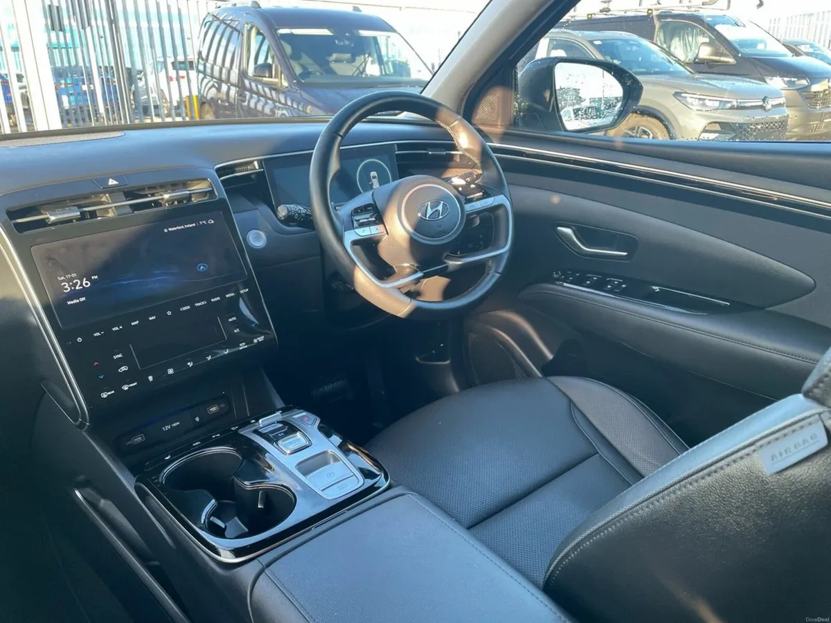 Hyundai Tucson 4WD Executive Plus PHEV Auto - Image 3
