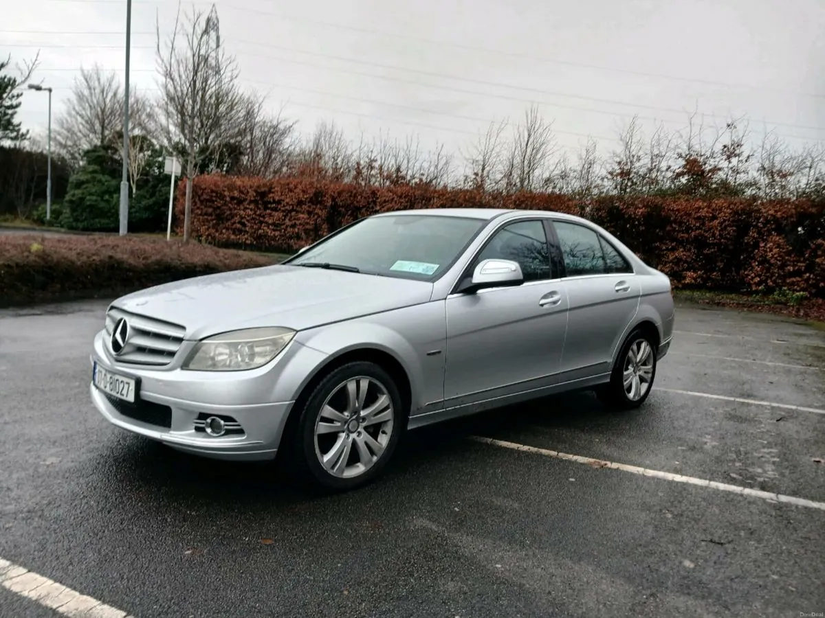 Mercedes C220 Auto Avant-garde Nct 1/27 .1 Owner - Image 2
