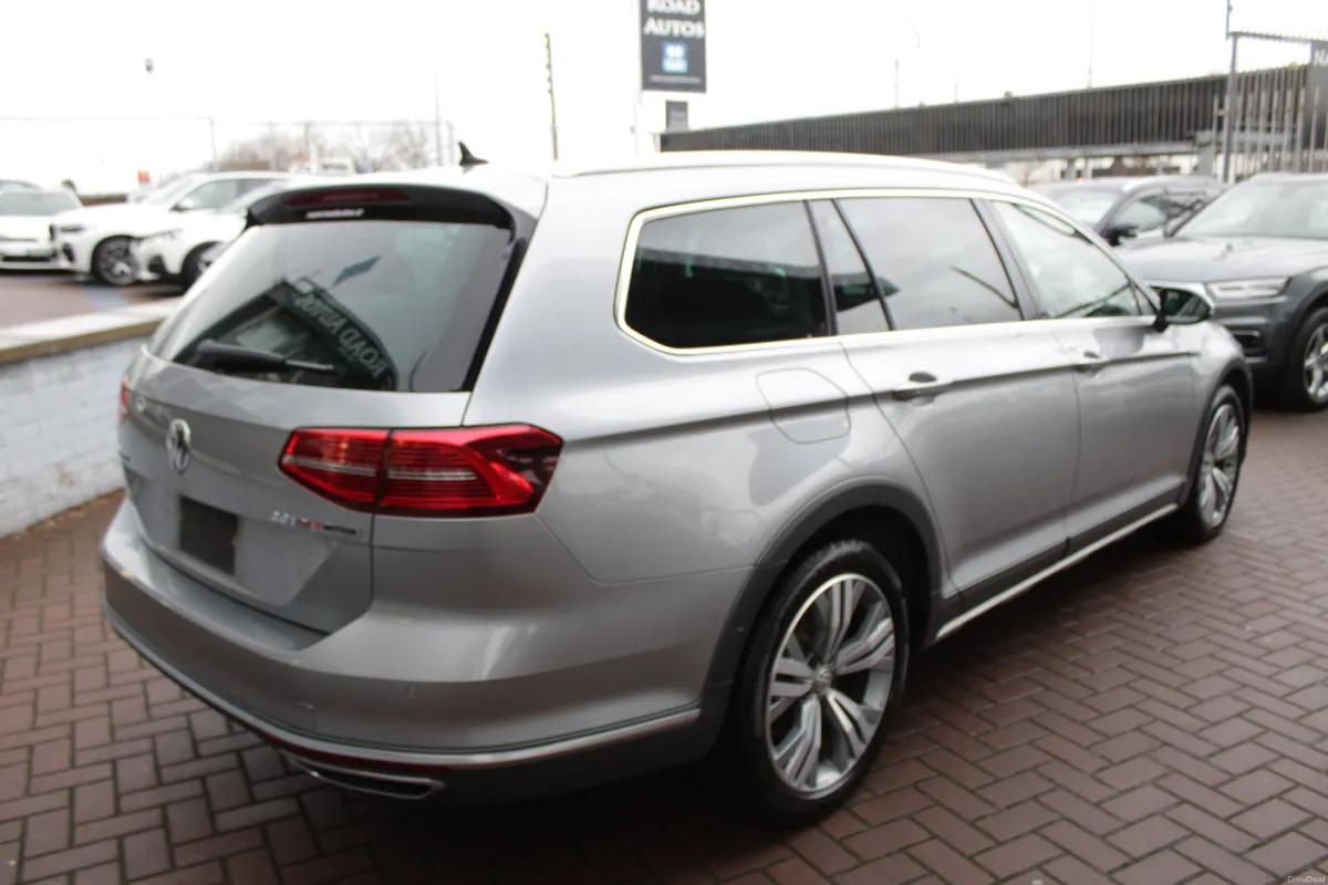 2.0TDI 150BHP ALLTRACK EDITION 5DR ESTATE AUTOMATI - Image 4