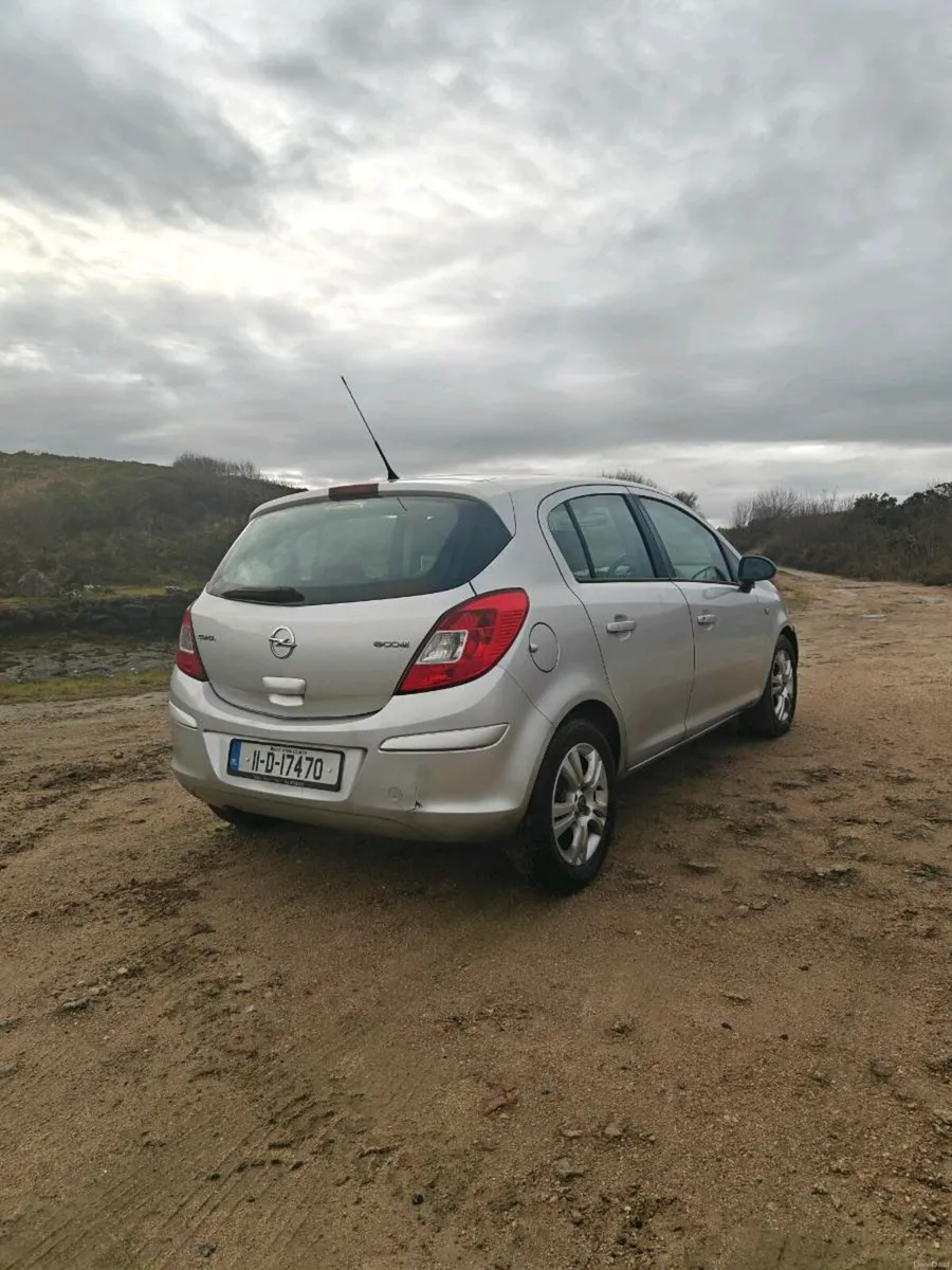 Opel Corsa 2011 Diesel - Image 2