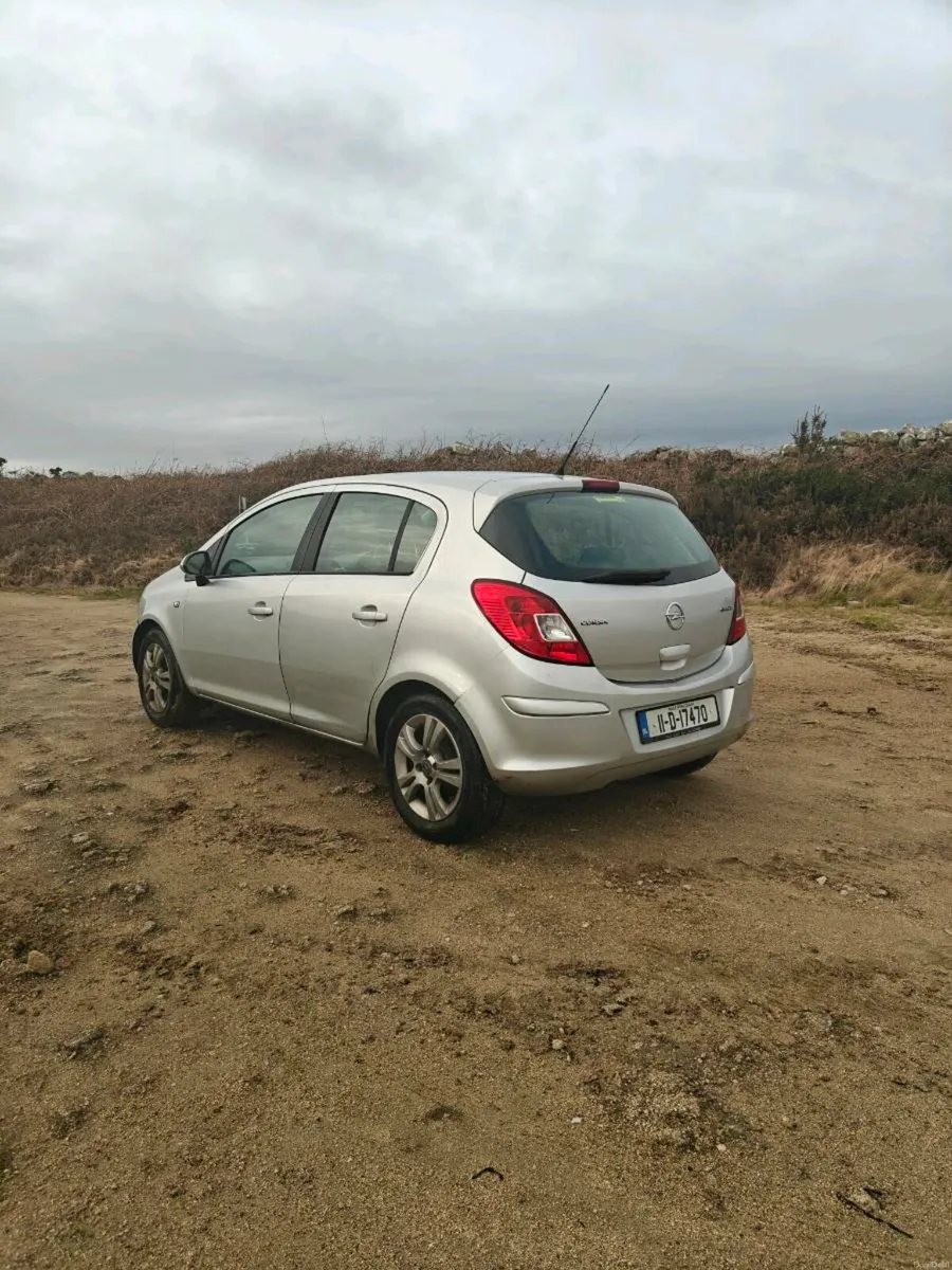 Opel Corsa 2011 Diesel - Image 4