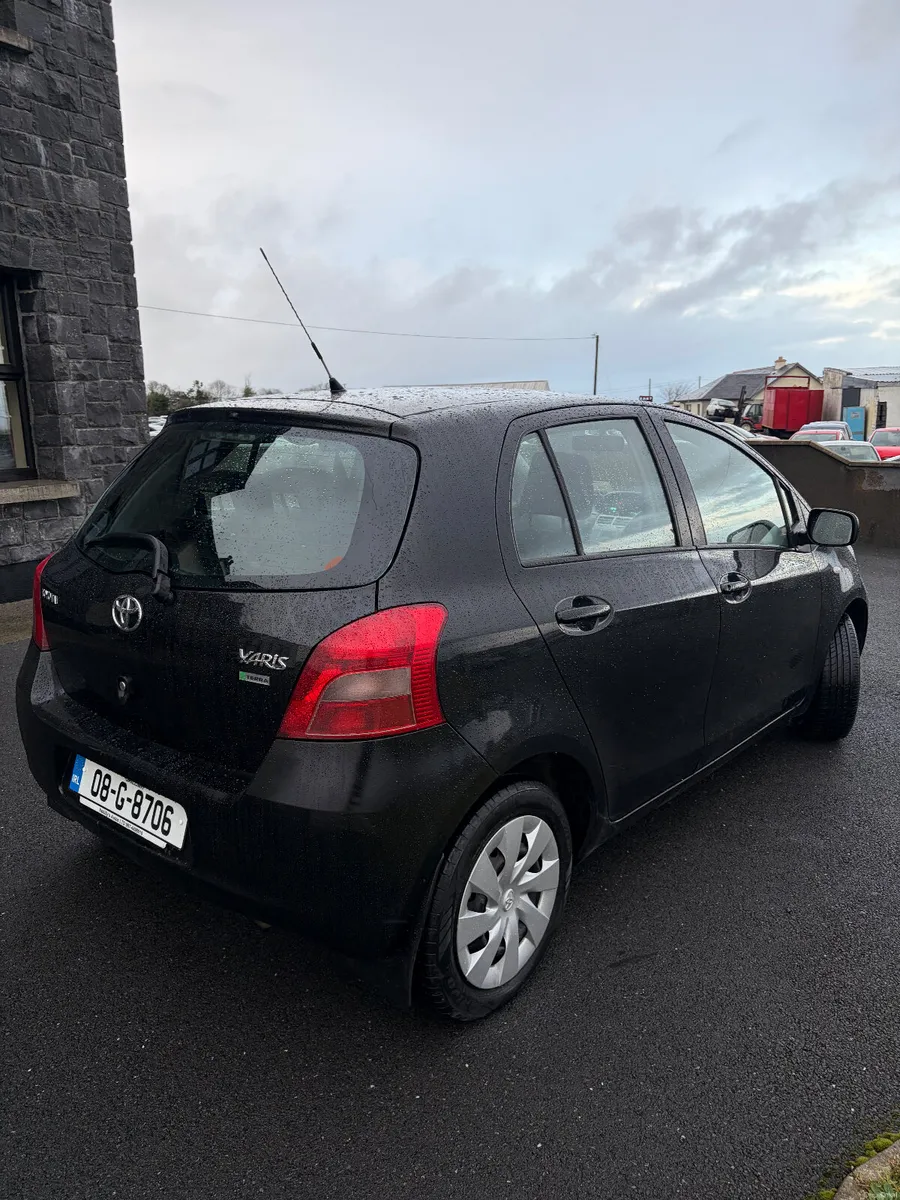 Toyota Yaris 2008 - Image 4