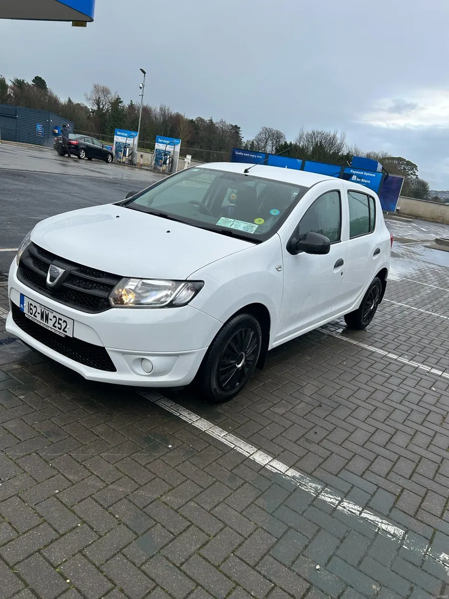 2016 Dacia Sandero - Image 1