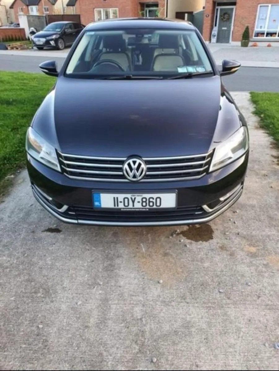VW Passat 2011 1.6 TDI Bluemotion - Image 1