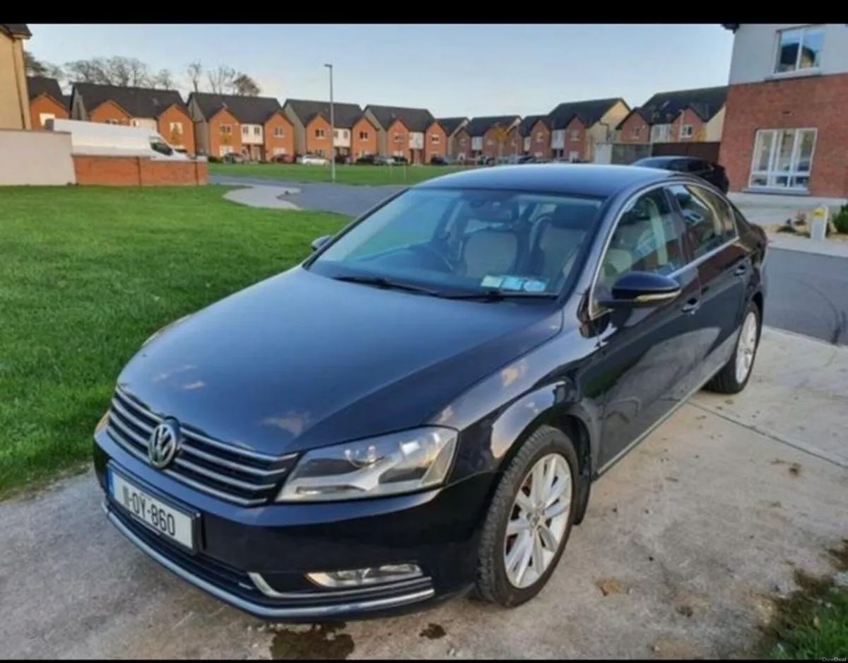 VW Passat 2011 1.6 TDI Bluemotion - Image 4