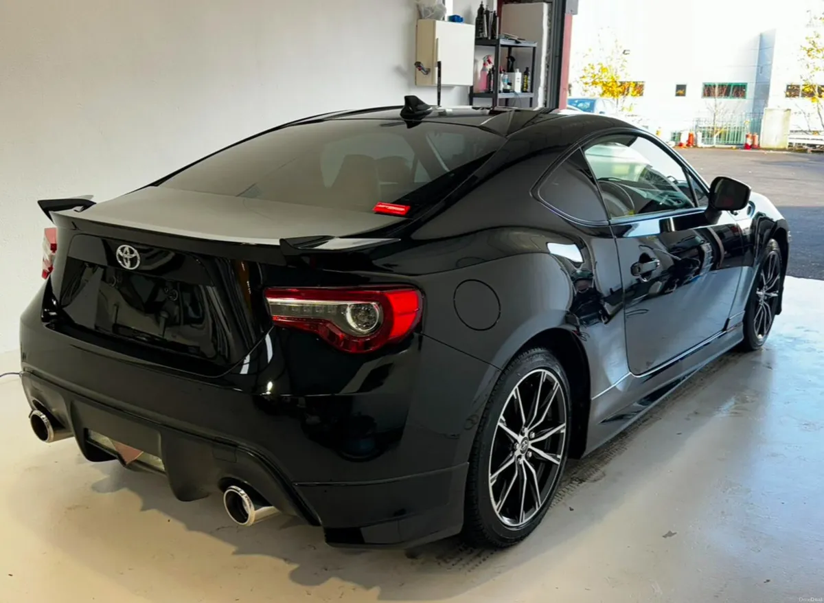 GT86 GT Limited - Image 3