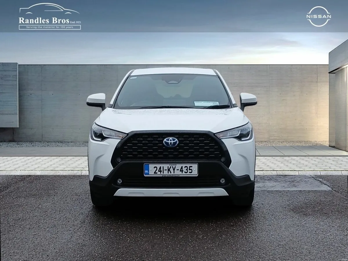 Toyota Corolla Cross 1.8 Hybrid Luna Hatchback - Image 4
