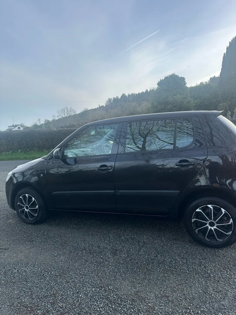 Skoda Fabia - Low KMs - New NCT - Just Serviced - Image 4