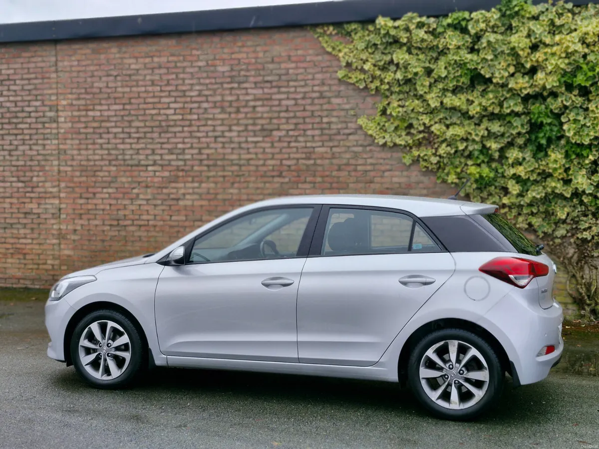 Hyundai i20 DELUXE Finance Available - Image 3