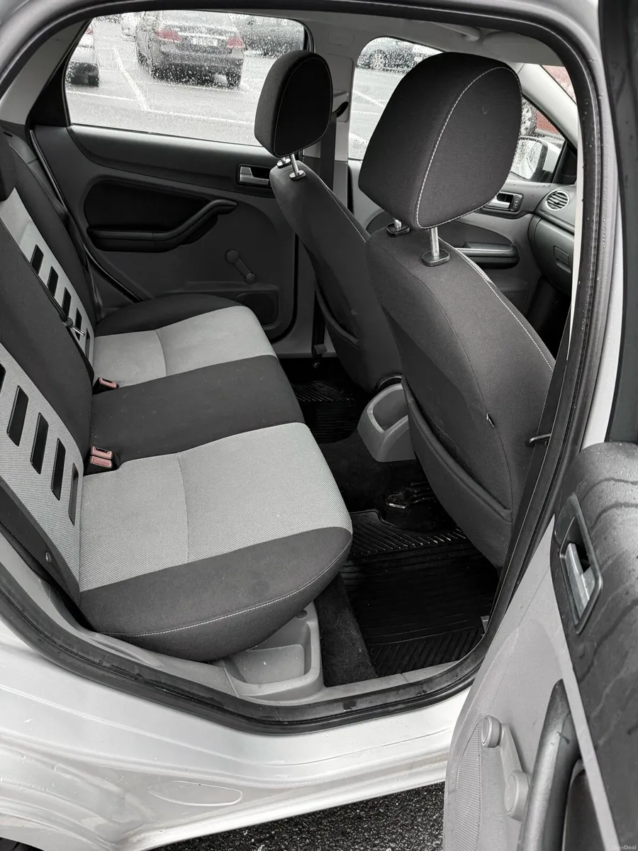 Ford Focus . Automatic 2L Diesel - Image 4