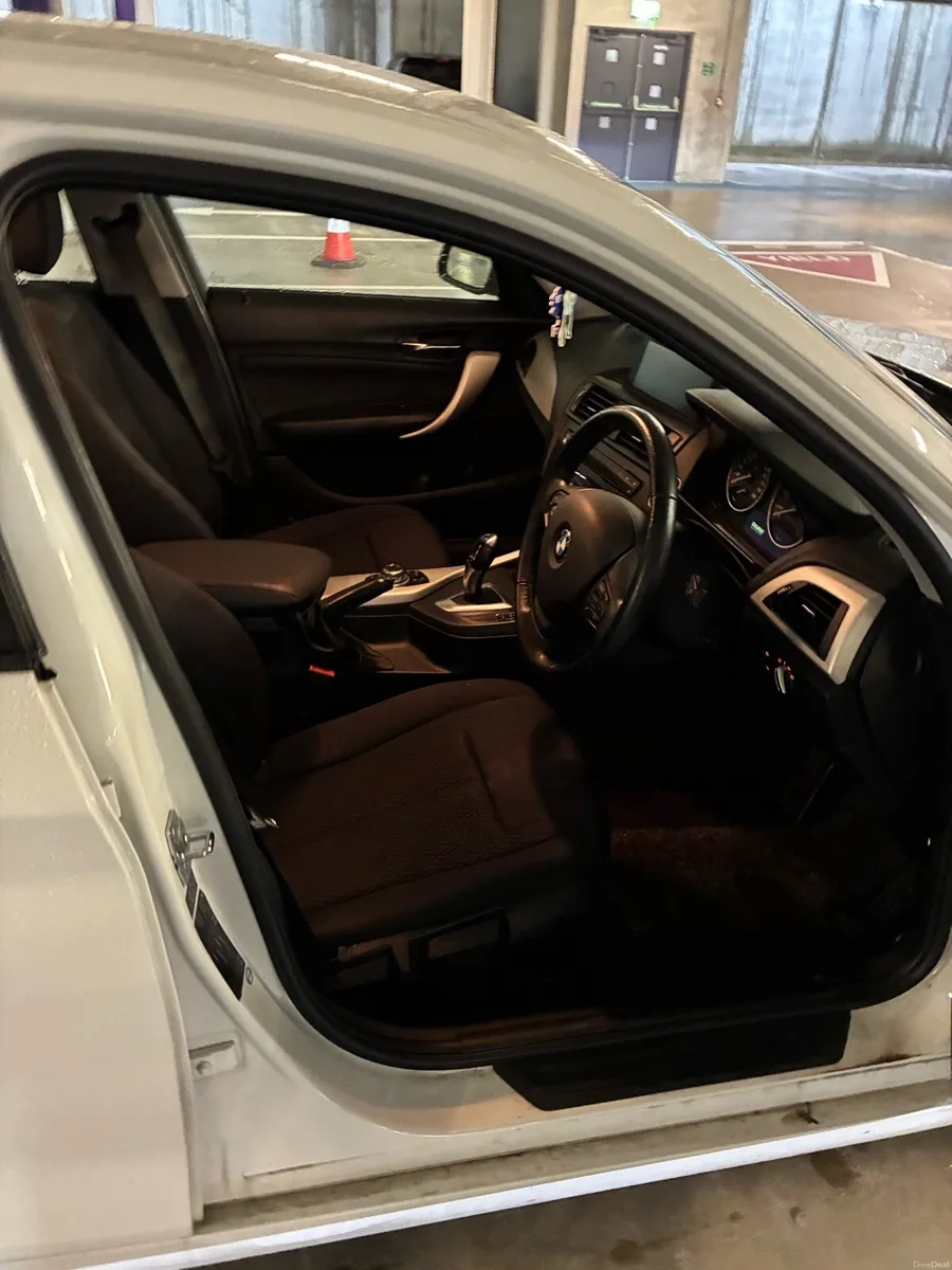BMW 1 Series - low mileage - Image 4