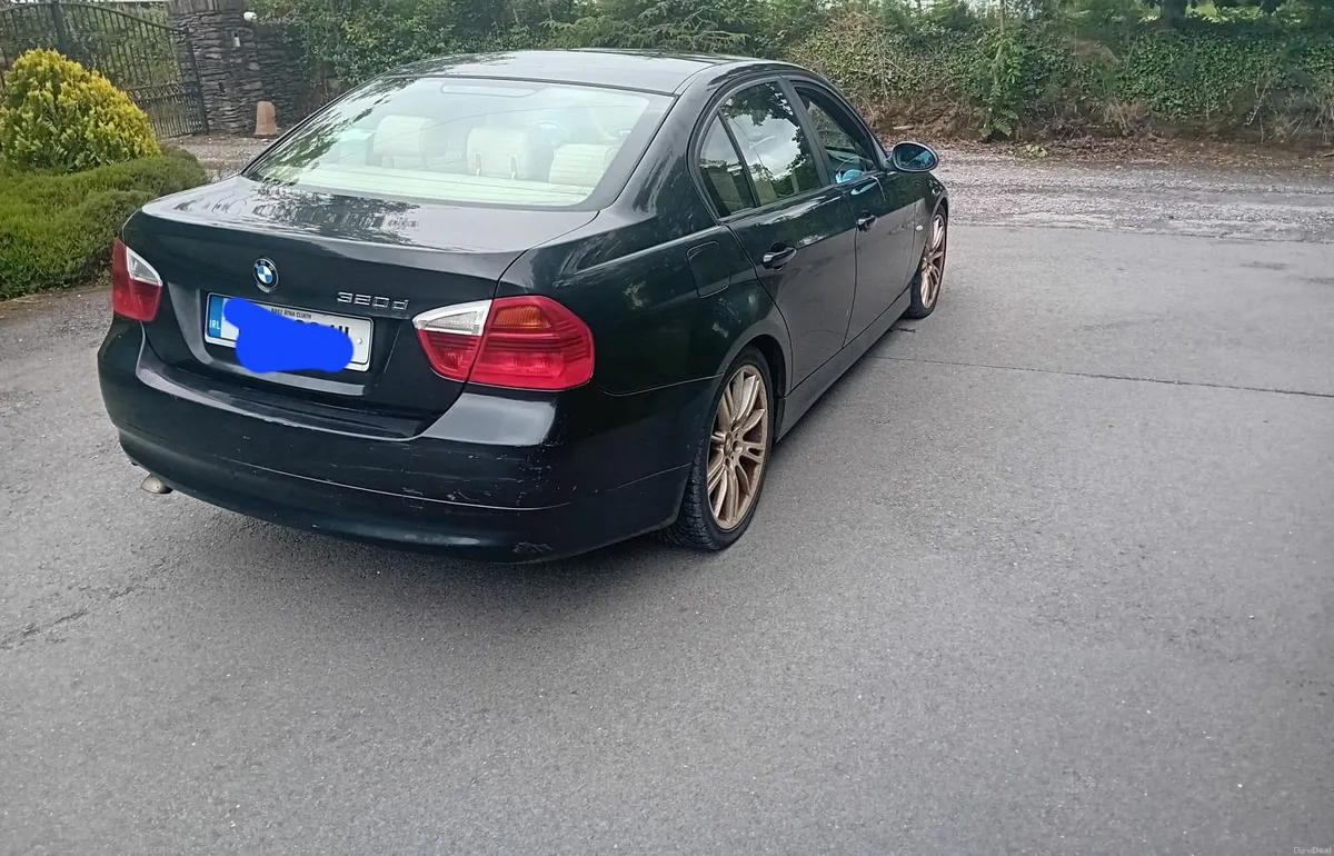 BMW 3-Series 2006 - Image 2