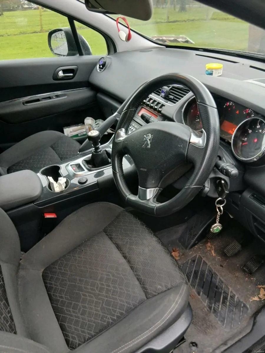 Peugout 3008 - Image 4