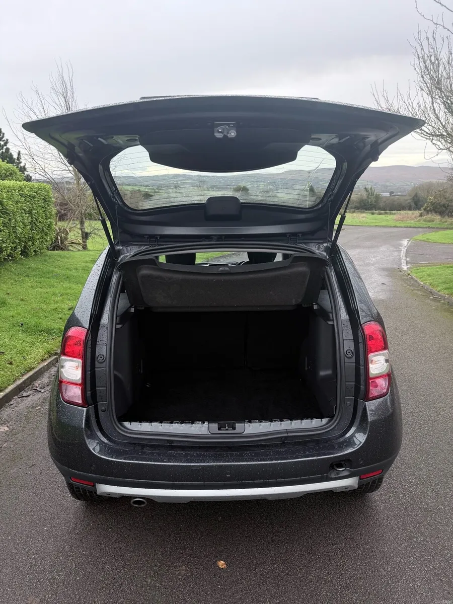 Dacia Duster Auto - Image 4
