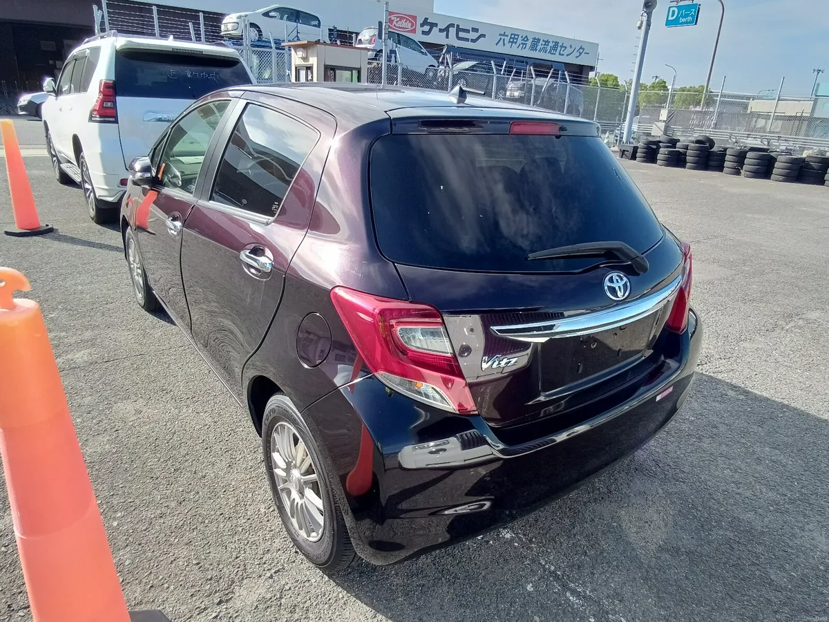 2016 Toyota Yaris Vitz 1.3 Automatic - Image 4