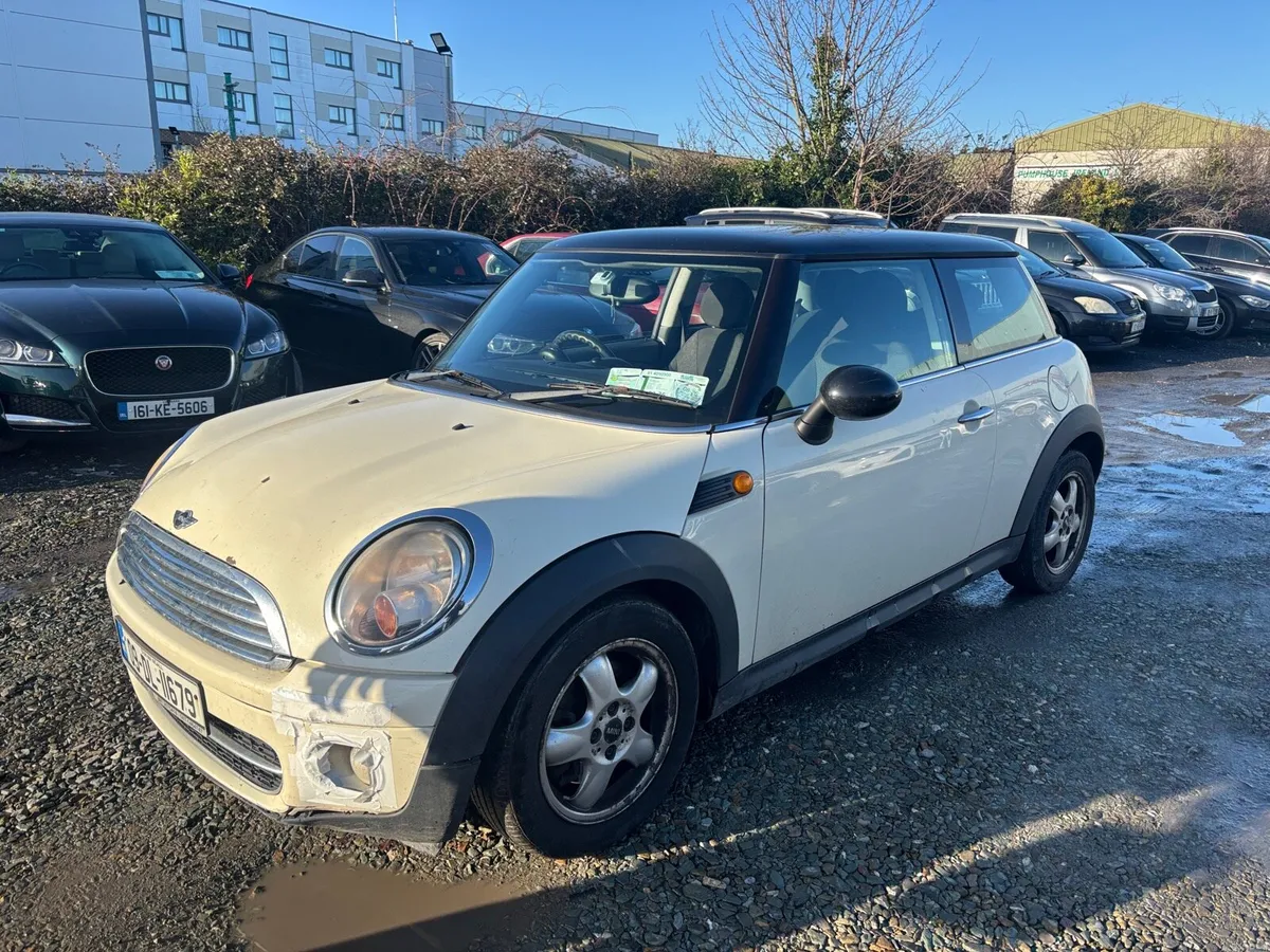 Mini Cooper 2009 Repair or Parts Driving Good - Image 2