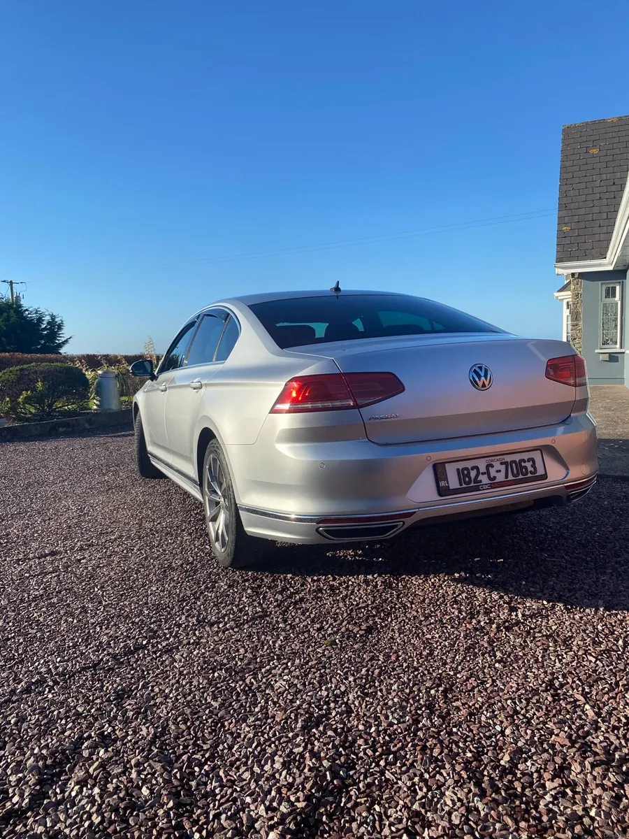 Volkswagen Passat R Line 2.0 TDI - Image 4