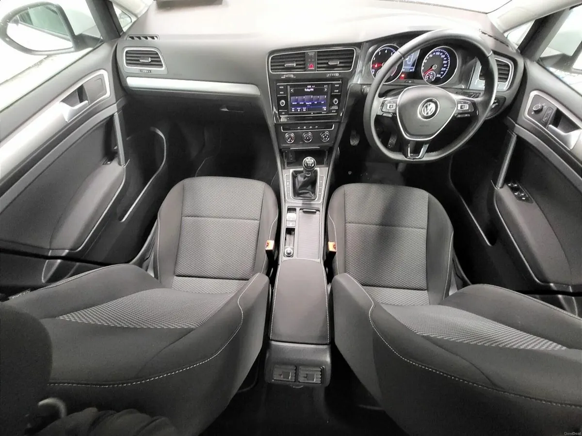 Volkswagen Golf Sport 1.5 TSI M6F 150BHP - Image 4