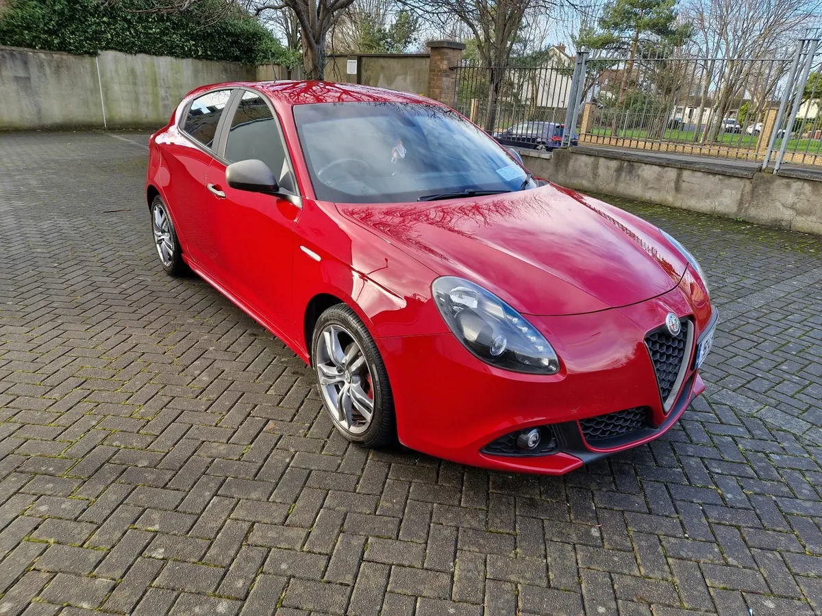 Alfa Romeo Giulietta 2016 - Image 1