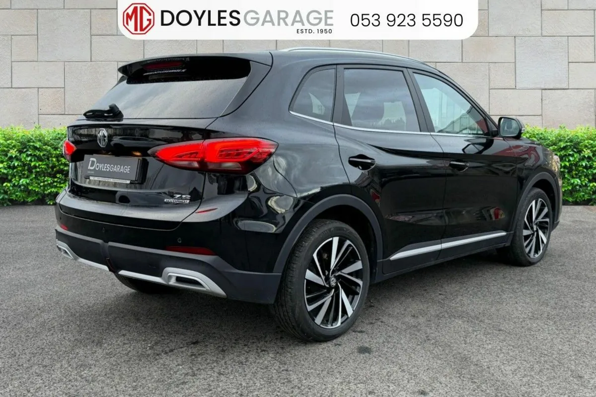 MG ZS Exclusive HEV - Image 3