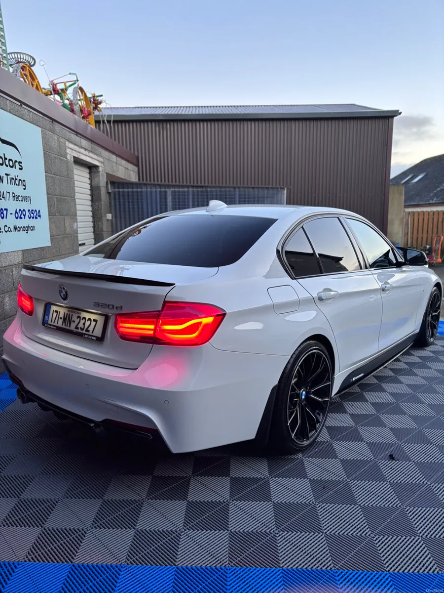 BMW 3-Series 2017 - Image 2