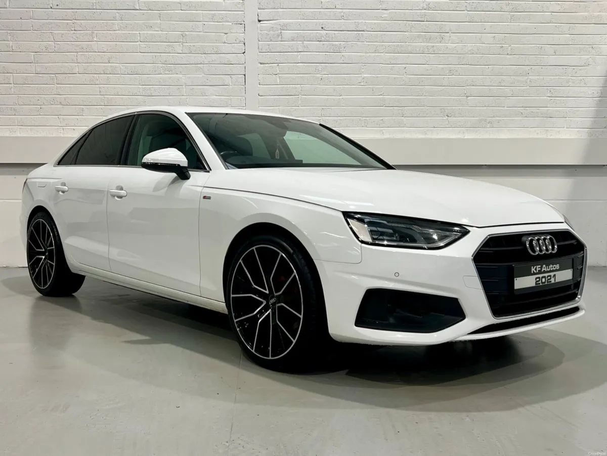 Audi A4 Technik 35 2.0TDI 163bhp 4dr S-Tronic Auto - Image 3