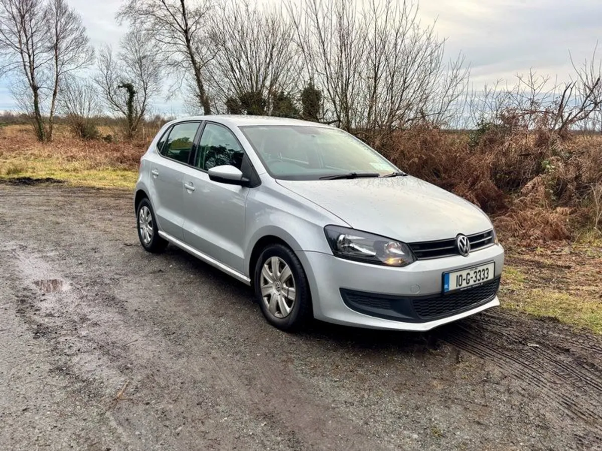 2010 Volkswagen Polo - Image 1