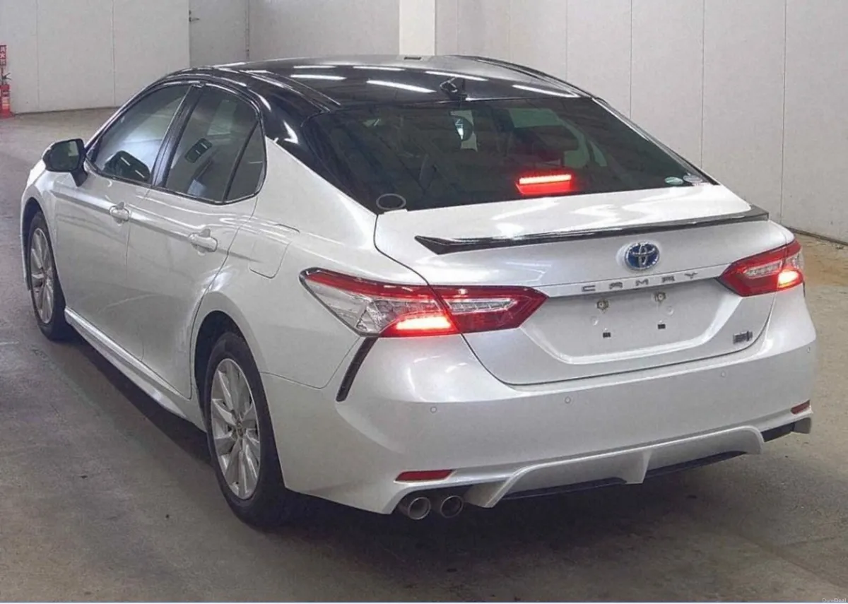 2020 Toyota Camry WS Hybrid - Image 4